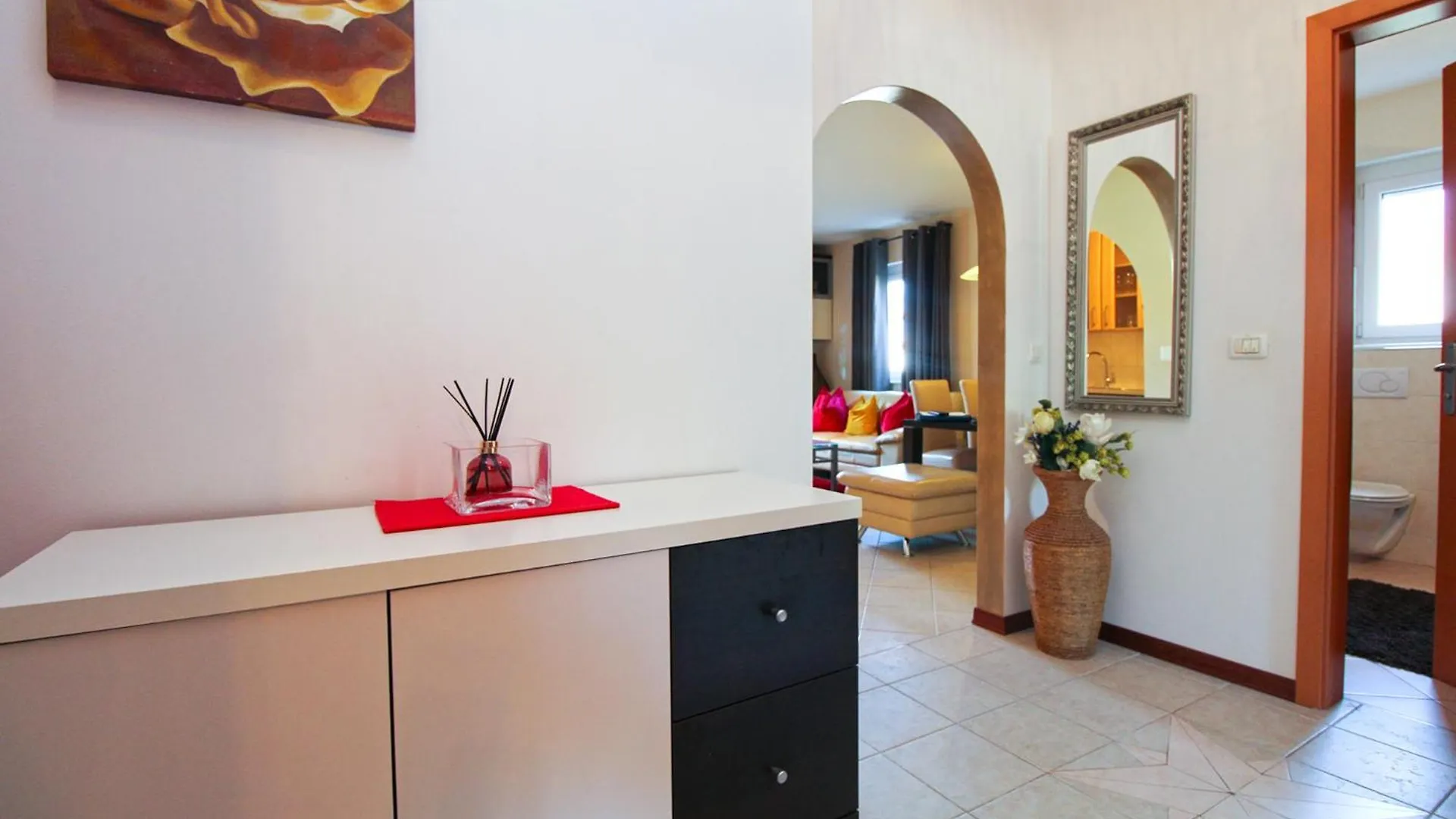 Apartment Radica 2357 Pula