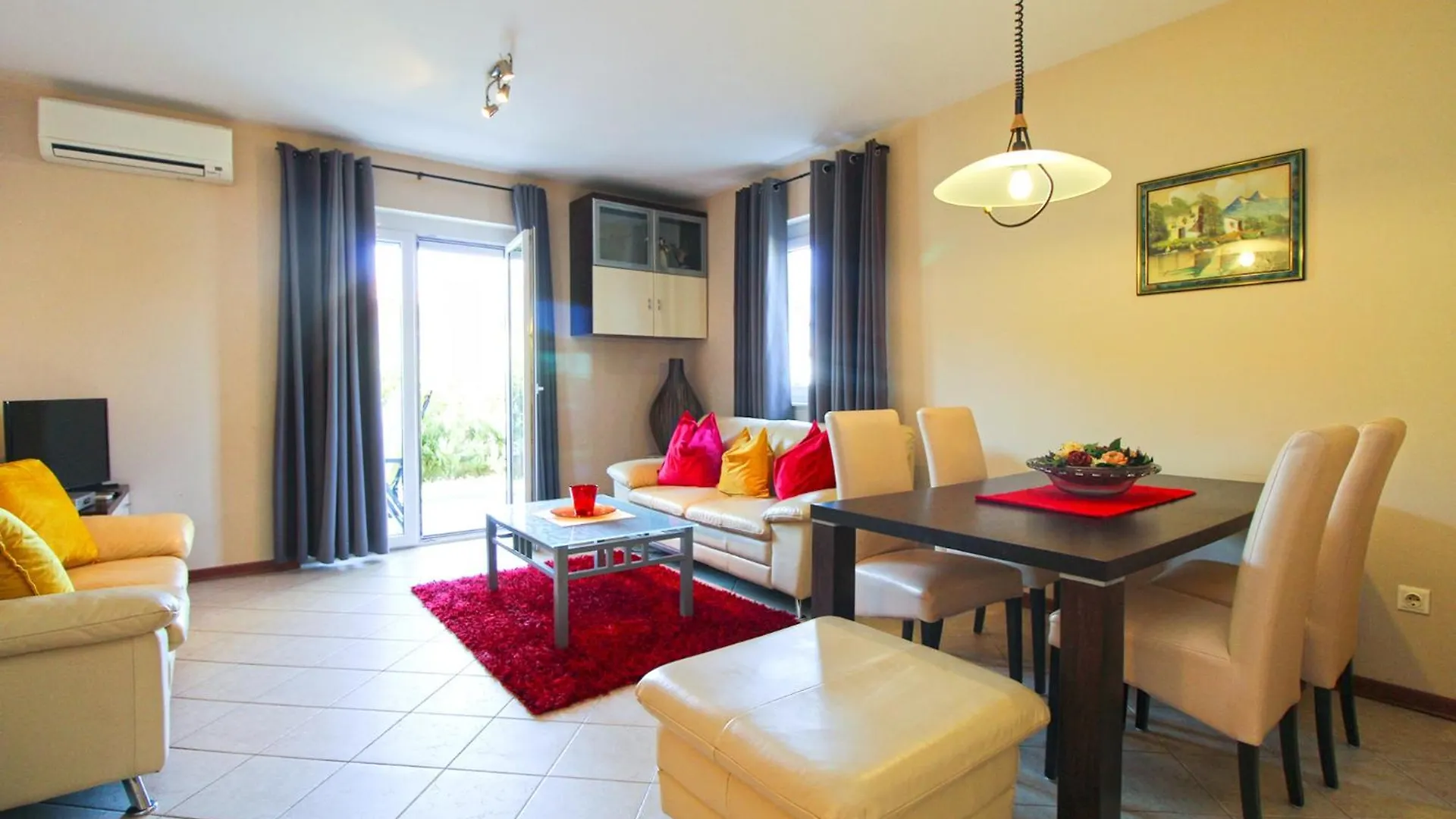 Apartment Radica 2357 Pula