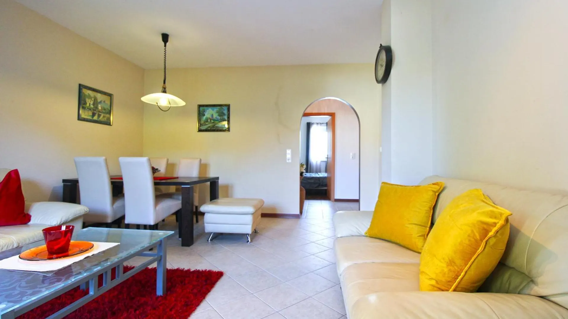 Apartment Radica 2357 Pula